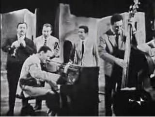 Renato Carosone: Boogie-Woogie dei bicchieri.
Gegè Di Giacomo alla batteria
Franco Cerri al contrabbasso
Riccardo Rauchi al clarinetto